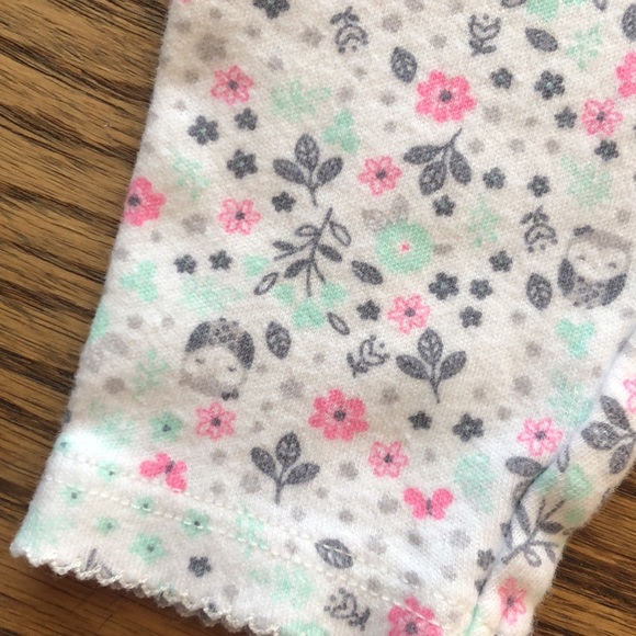 Child of Mine Newborn Onesie, 5 Piece Bundle - Picture 11 of 11